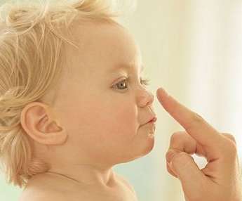 如何處理兒童鼻孔塞異物